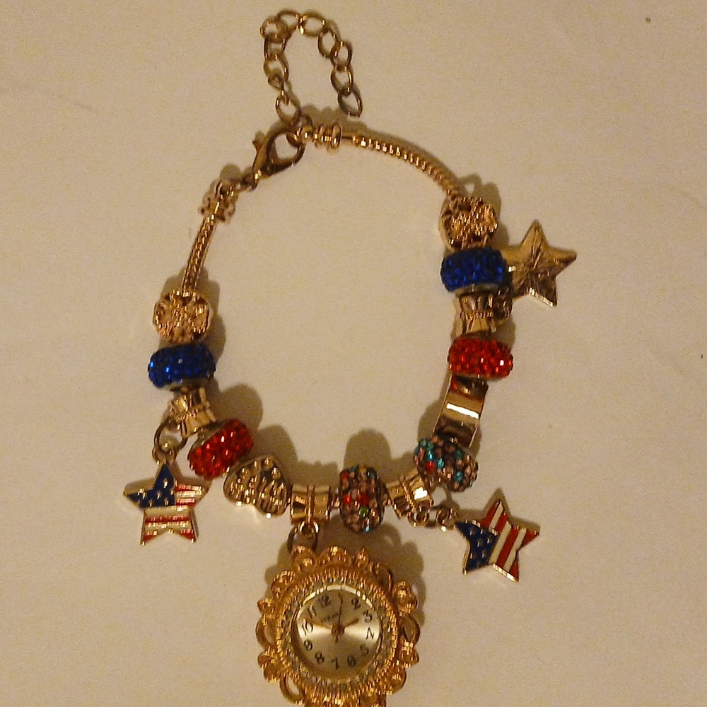 Strada Multi Austraian Crystal Japanese movement Adjustable bracelet watch .
